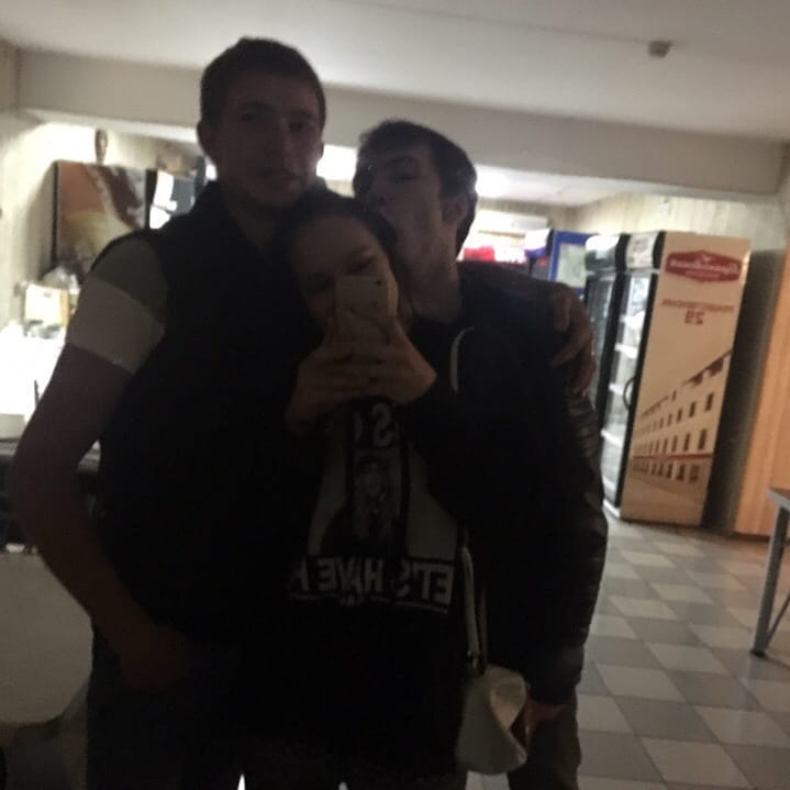 _van_aris_ в LOOKY — Псы