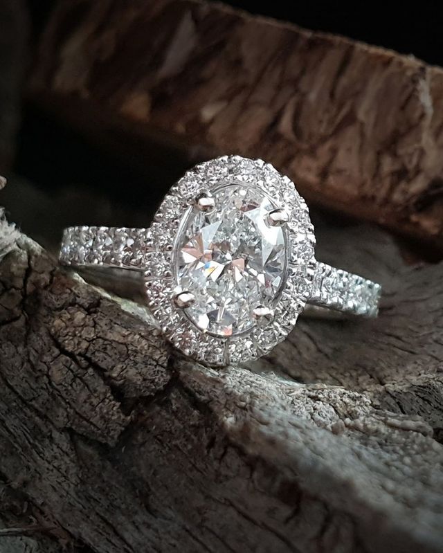 burgazly.jewelry в LOOKY. #burgazly,#burgazly_ювелирныйдизайн,#jewellery,#jewelry,#jewelrydesign,#ювелир,#ювелирнаямастерская,#ювелирныеизделияназаказ,#ювелирныеукрашения,#silver,#серебро,#gold,#золото,#бриллианты,#diamonds,#золотыеукрашения,#handmade,#кольцо,#ювелирныеизделия,#weddingrings,#обручальныекольца,#goldsmith,#finejewelry,#креатив,#ювелирмосква,#instapic,#photogrid,#photoart. ▪ Ремонт ювелирных и...