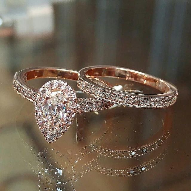 burgazly.jewelry в LOOKY. #burgazly,#burgazly_ювелирныйдизайн,#jewellery,#jewelry,#jewelrydesign,#ювелир,#ювелирнаямастерская,#ювелирныеизделияназаказ,#ювелирныеукрашения,#silver,#серебро,#gold,#золото,#бриллианты,#diamonds,#золотыеукрашения,#handmade,#кольцо,#ювелирныеизделия,#weddingrings,#обручальныекольца,#goldsmith,#finejewelry,#photoart,#instalike,#instaart,#photowall,#ювелирмосква. ▪ Ремонт ювелирных и...