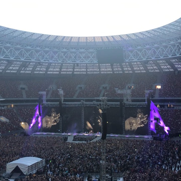 v_manakov в LOOKY. #Metallica. #Metallica 🤘«Группа...
