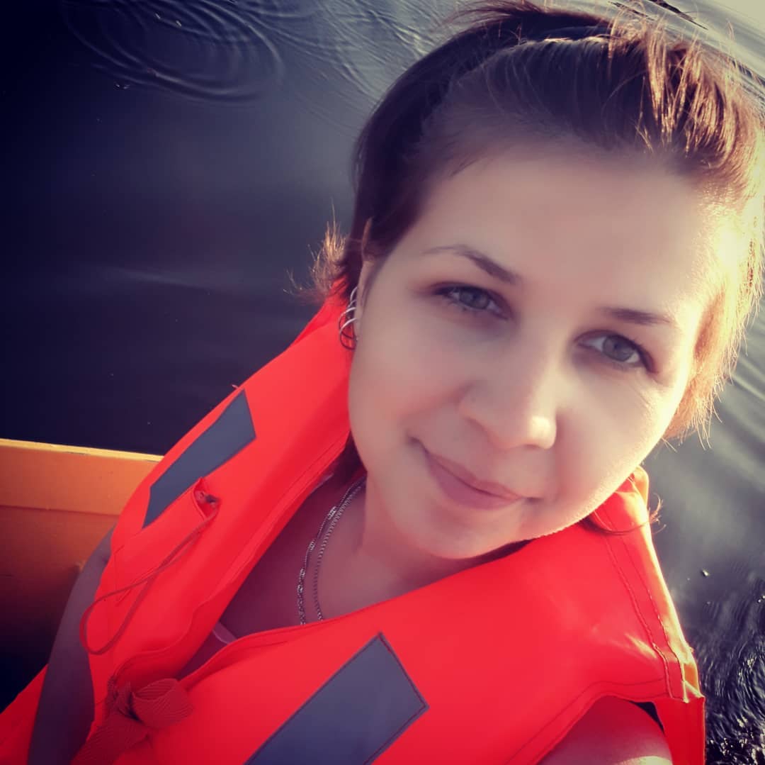 janakazach в LOOKY. #лето2019🌞,#лодки🛶,#любимаясемья🥰,#приключения🌄. Если не знаете как р...