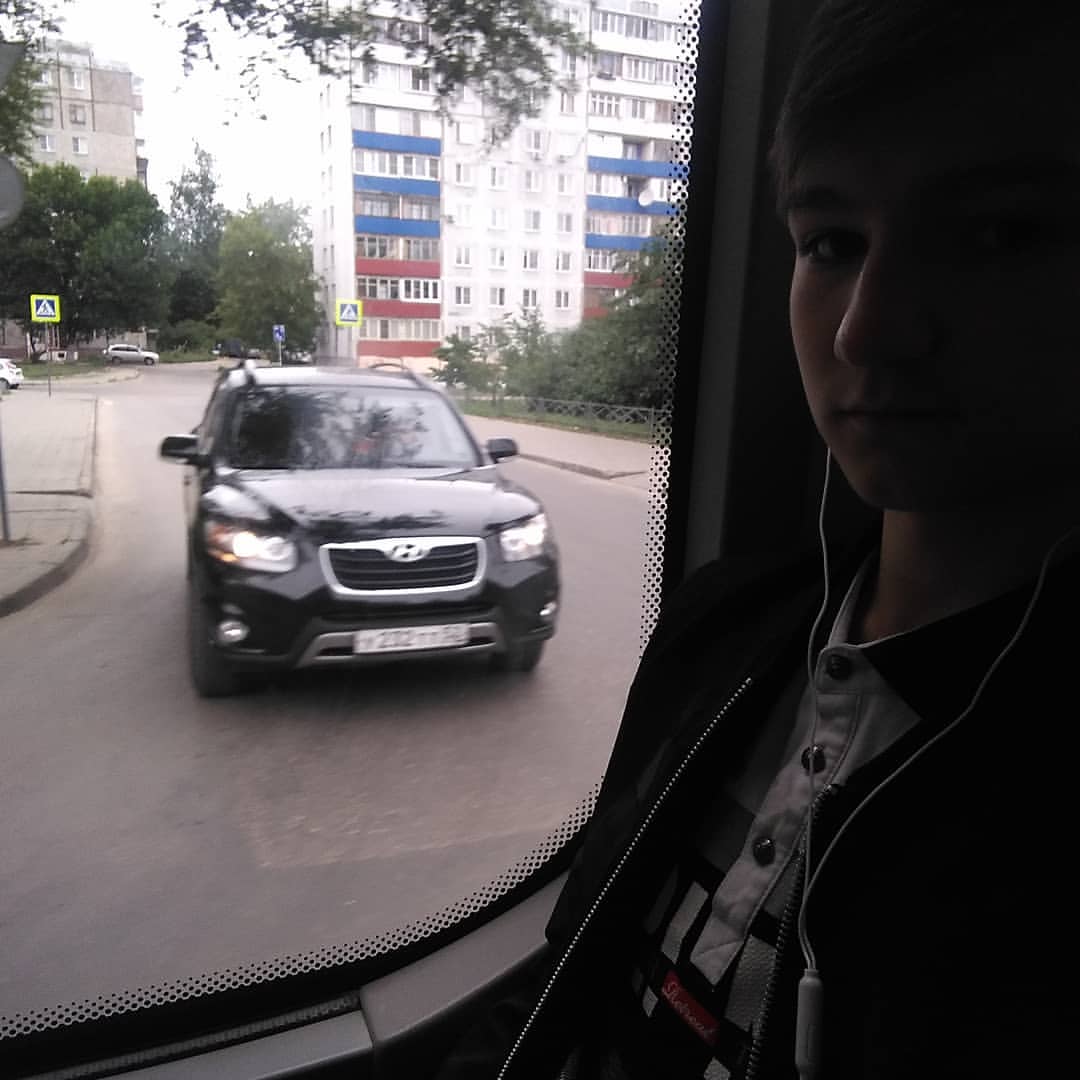 ni.kl.ta в LOOKY — Машина в кадр попала!