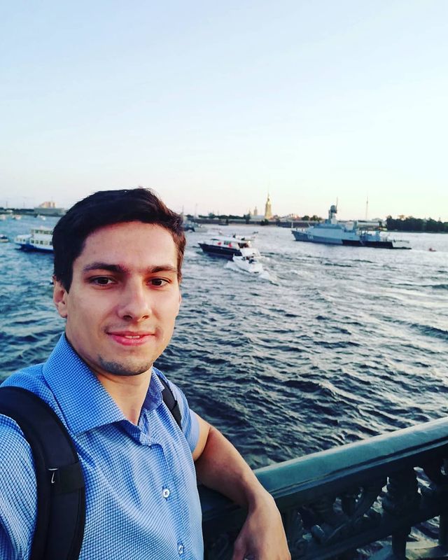pavel_alekseievich в LOOKY. #питер,#нева,#дворцовыймост,#вмф,#балтийскийфлот,#армияроссии. День ВМФ России
#пит...