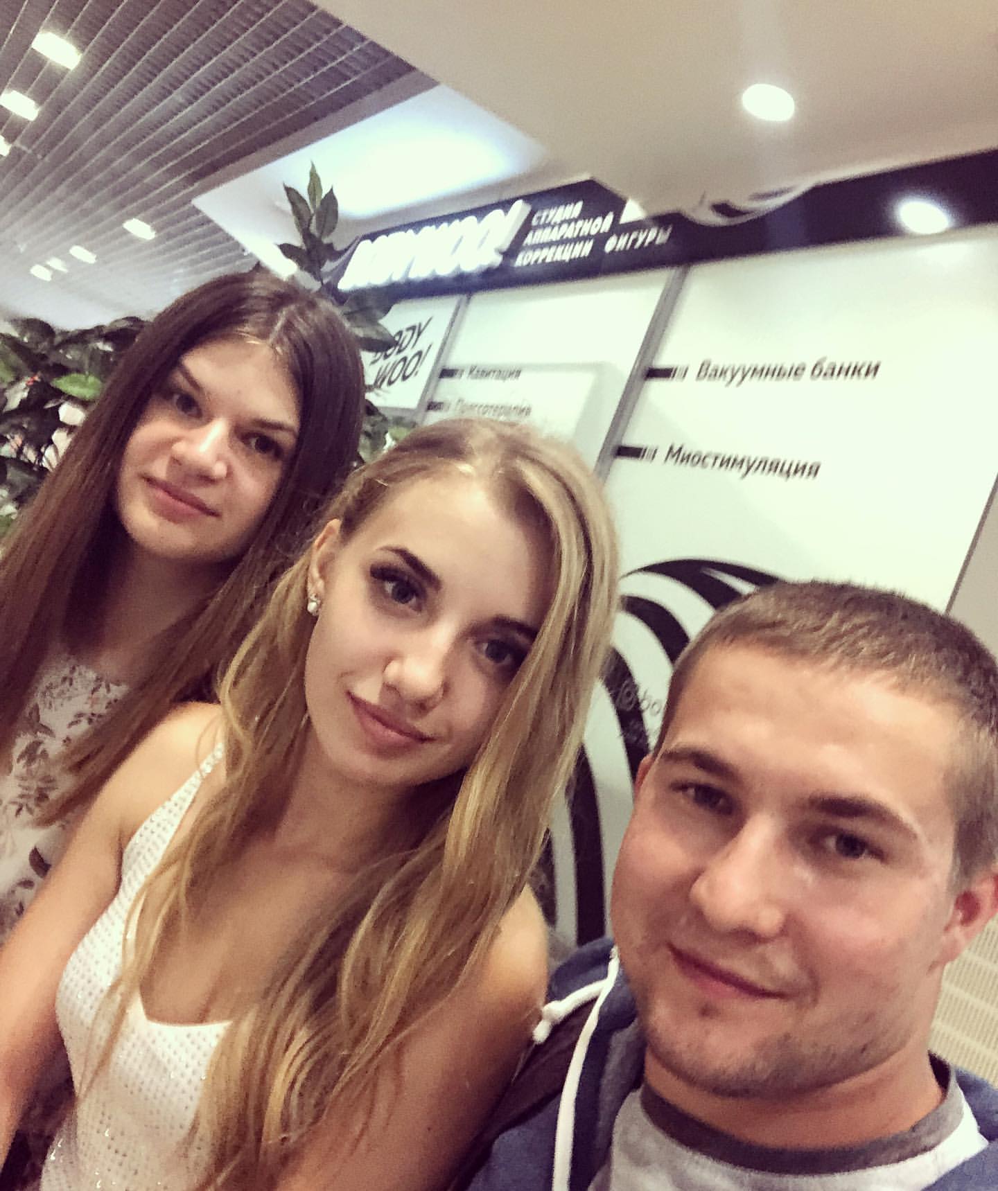 ev__kuhtenko in LOOKY. . null
