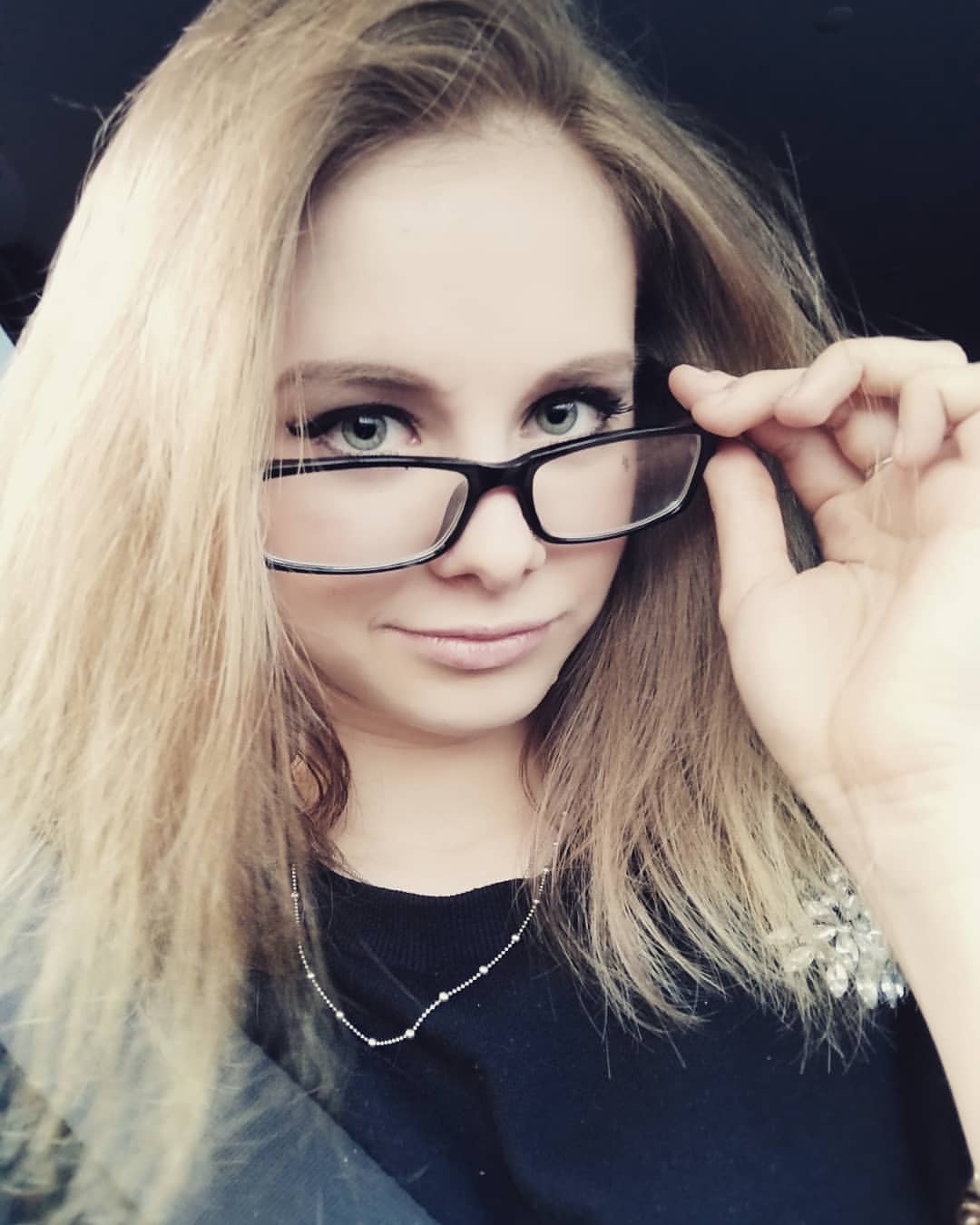 for_e_ver96 in LOOKY. . Sexy teacher😅😏