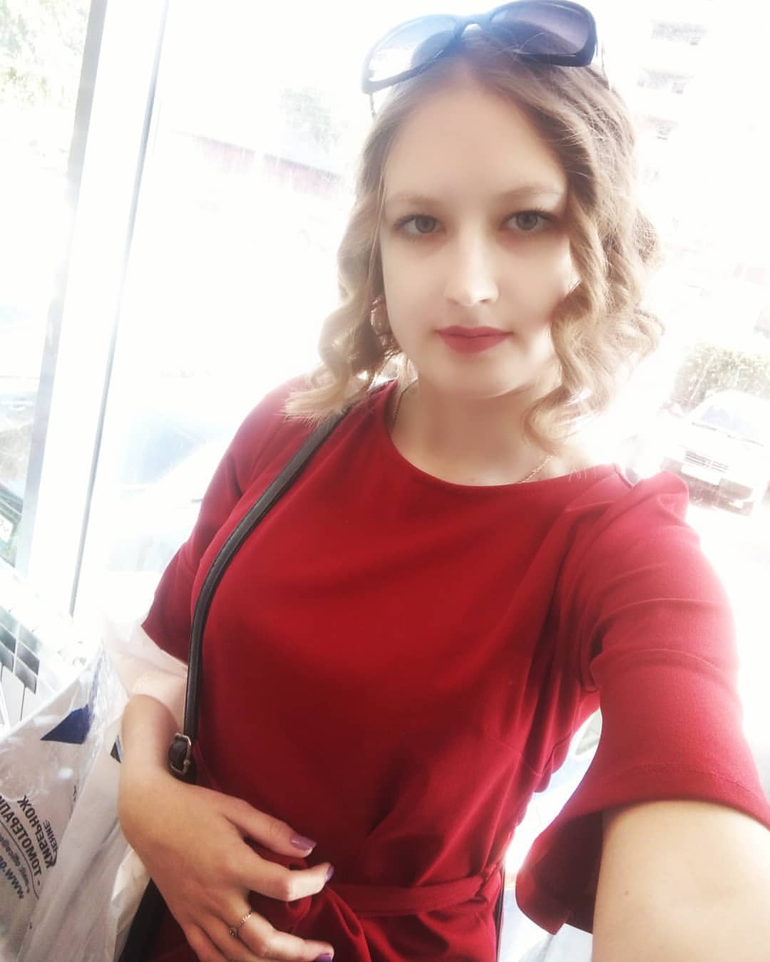 elena_mischacheva в LOOKY — я огрaничила свой круг общения 
до минимумa. 
и знаете, 
мне