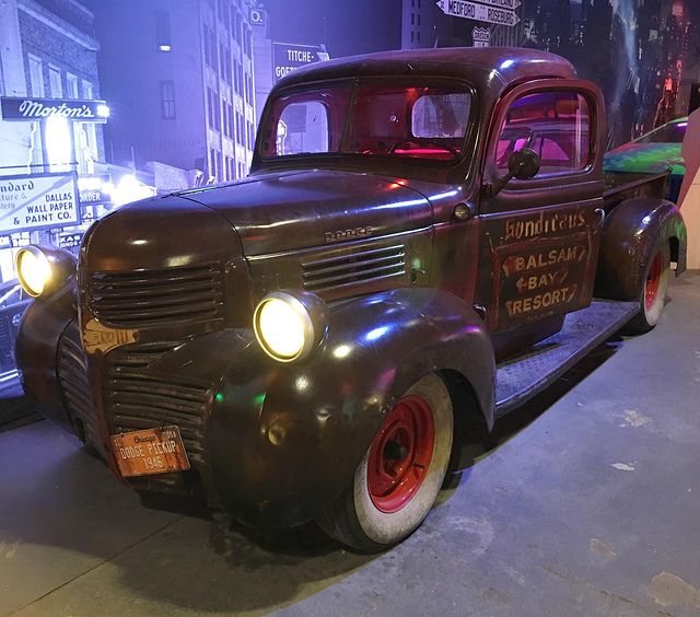 foolly.bot в LOOKY. #dodge,#dodgepickup,#oldscool,#oldscoolcar,#american,#americancar,#americancars,#car,#cars,#auto,#vehicle,#авто,#автомобиль,#музейавто,#americanclassic,#додж,#доджпикап,#СанктПетербург,#Питер,#SaintPetersburg,#US,#США,#classic,#uscar,#museumroute66,#американскиеавто,#америка,#1946dodge,#pickup,#пикап. Dodge Pickup 1946 in...