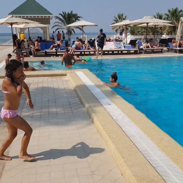 svetakostenko в LOOKY. . 2019.Тунис. Полинка.