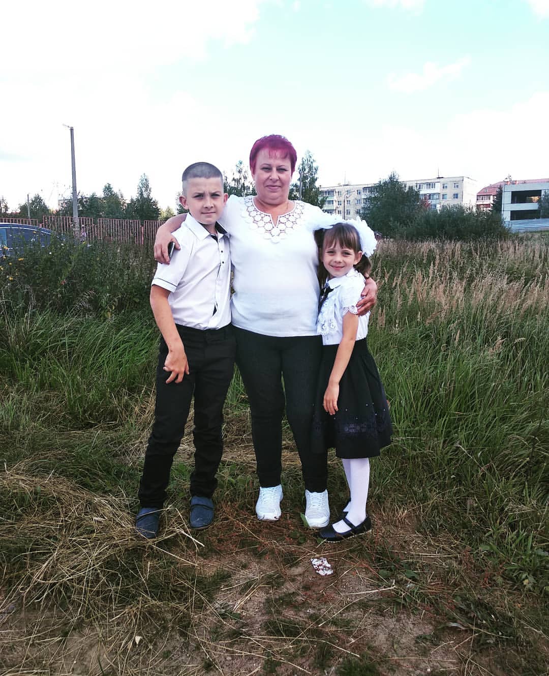 katyushkaaar in LOOKY. #школьники,#сбабушкой. #школьники #сбабушко...