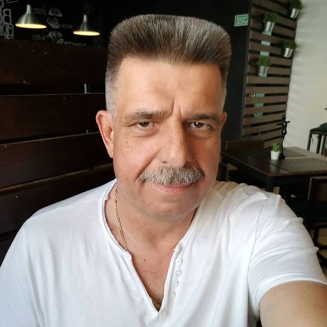 vladimir_borisychev в LOOKY. #extremeteam,#vborisychev,#бизнесснуля,#бизнесдлявсех,#nl_int,#energydiet,#mersedesnl. ДЕЛАЙ СЕГОДНЯ ТО, чт...