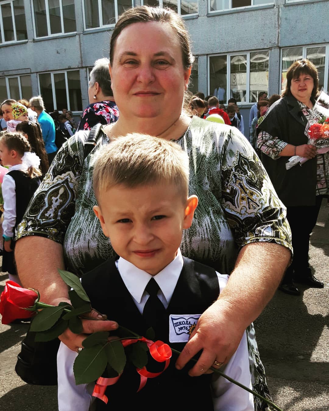 mama_mafii_275 в LOOKY — Бабуля провожает в 3й класс❤