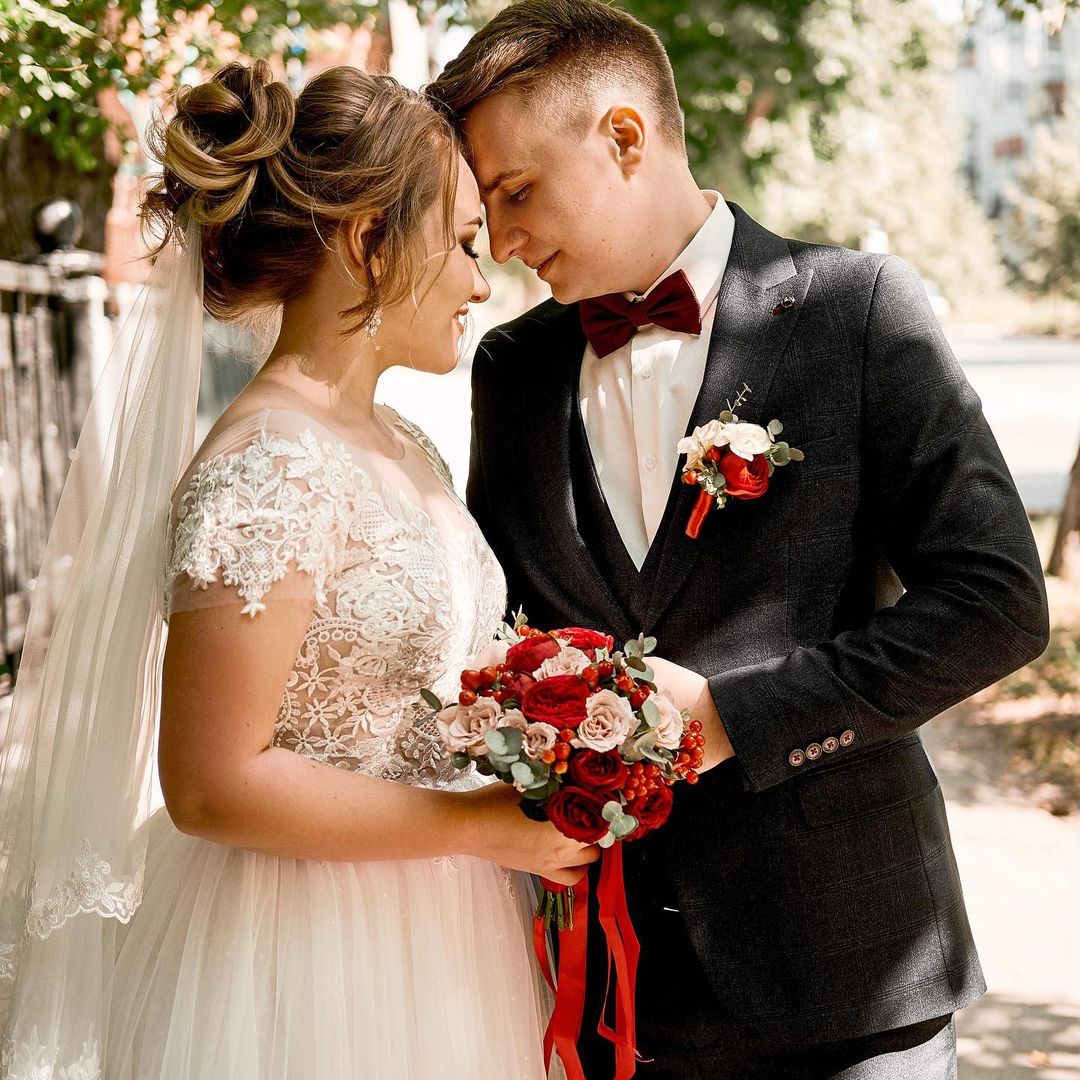 ls_at in LOOKY. . 31.08.2019 🤵❤️👰🏻