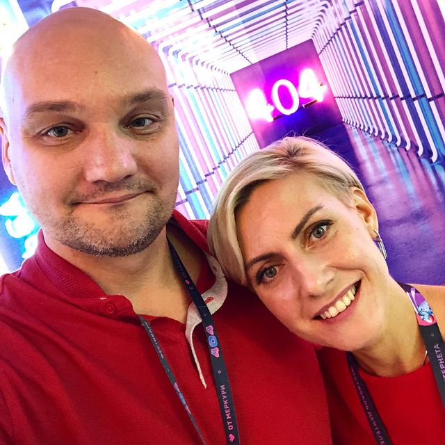 redden.ru в LOOKY. #404fest2019,#404festival,#404fest,#reddenstudio. REDDEN in red #404fe...