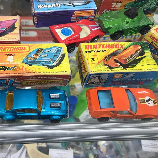toys_pin в LOOKY. #hotwheels,#matchbox,#hotwheelscollector,#hotwheelsmalaysia,#love,#car,#oldcar,#usa,#chevelle,#gmc,#travel,#sport,#toy,#america,#road,#garage,#vwbus,#vw,#ford,#dodge,#chevrolet,#streetstyle,#streetphotography,#iphonography,#164scale,#,#mobilephotography,#shotoniphone. Немного старины. @ma...
