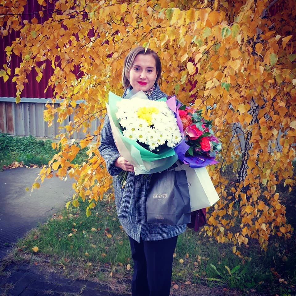 Подарены цветы, подарки, сказаны самые замечательные, теплые и чудесные слова! Всем огромное спасибо😘 День рождения закончился💃Но как сказала @alinatalashmanova "И пусть этот, казалось бы, единственный твой день в году, но не забывай, что кроме него есть еще и Неименины! Если вдруг одного дня покажется мало! Да здравствуют Неименины!"💃🍸🍸