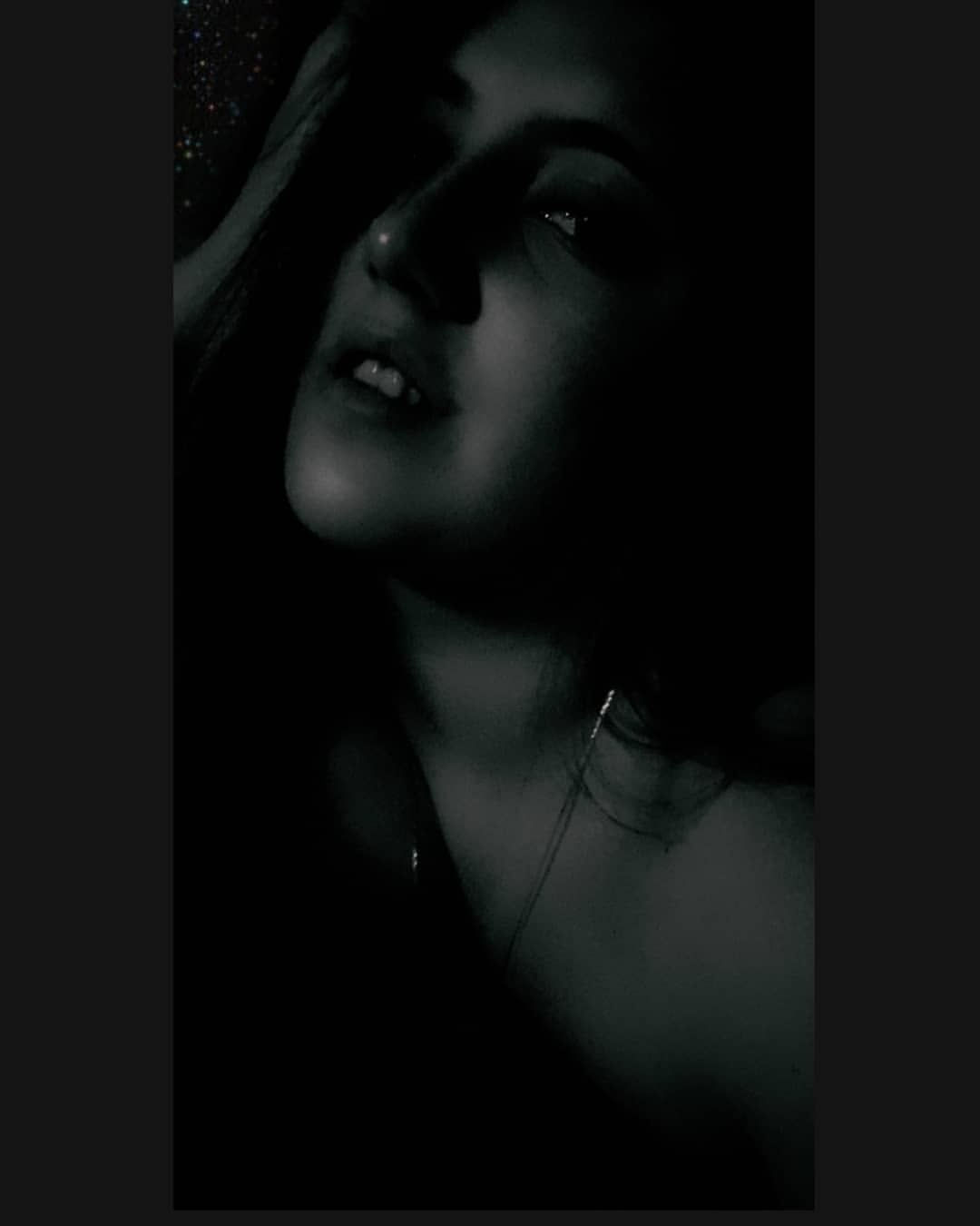 kris_7298 в LOOKY — Если прошлое не отпускает, то оно ещё не прошло.

Э.Сафарли 