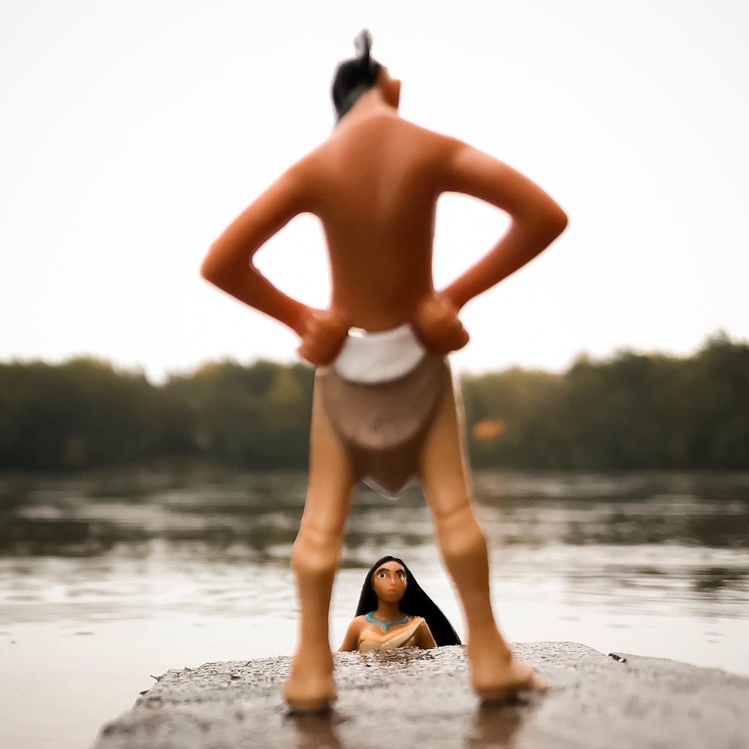 toys_pin in LOOKY. #indian,#pocahontas,#дети,#детство,#toy,#toys,#child,#children,#family,#disney,#shotoniphone,#iphonography,#iphone7,#mobilephotography,#love,#lol,#hipster,#woodworking,#wood,#nature,#travel,#lake,#indigenous,#swimming. Casual meeting on th...