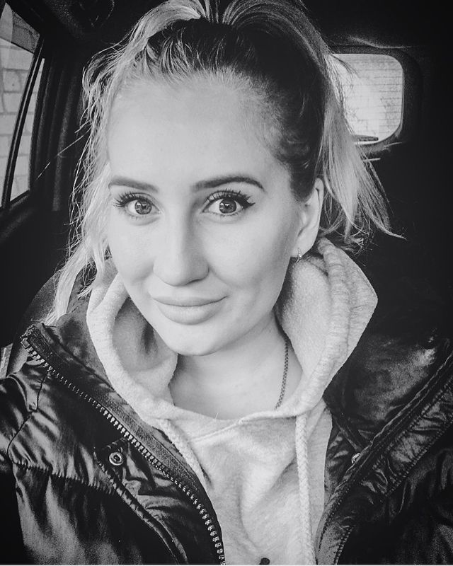 Нинуля 🖤 мама двойняшек • Иван •Мария в LOOKY. . Живя, умей всё переж...