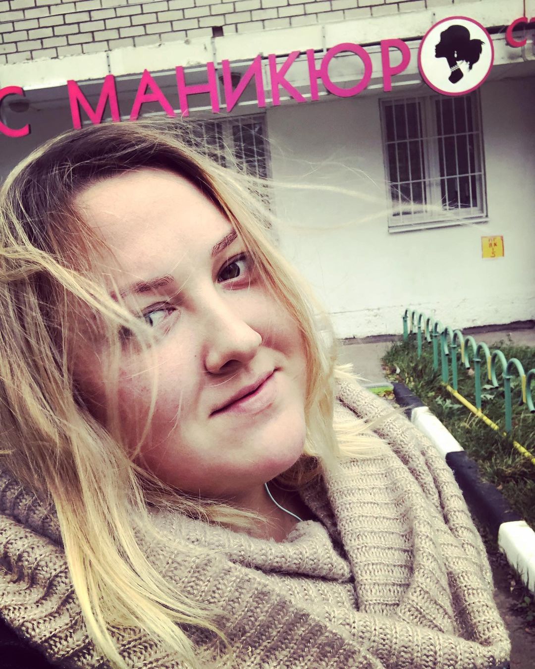juliana_nails_pavlova в LOOKY — На любимую работу нужно приходить с позитивом и заряжать им 