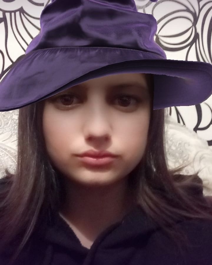 irina.amineva991 in LOOKY. . 👻🧛‍♂️⚰️🦇🌕🎃