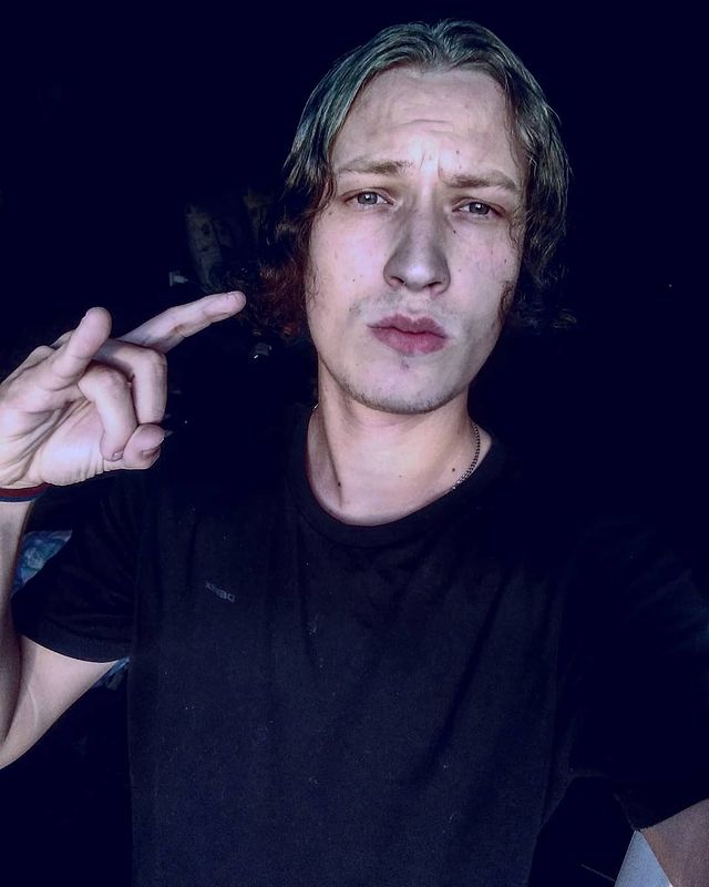 __._._davie_._.__ в LOOKY. . null