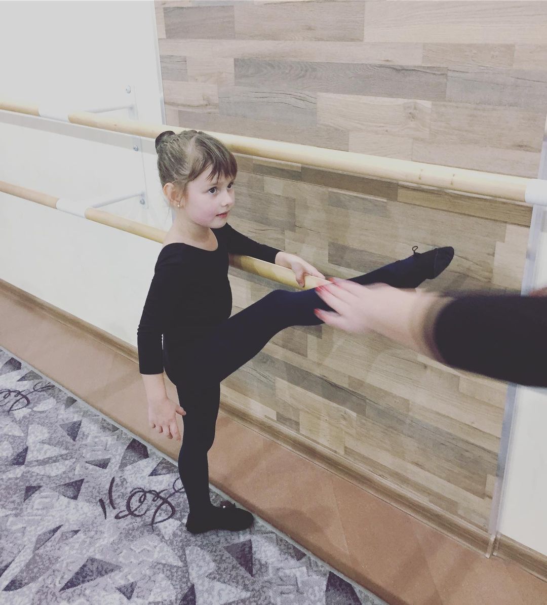 kris_yashneva in LOOKY. . 🖤