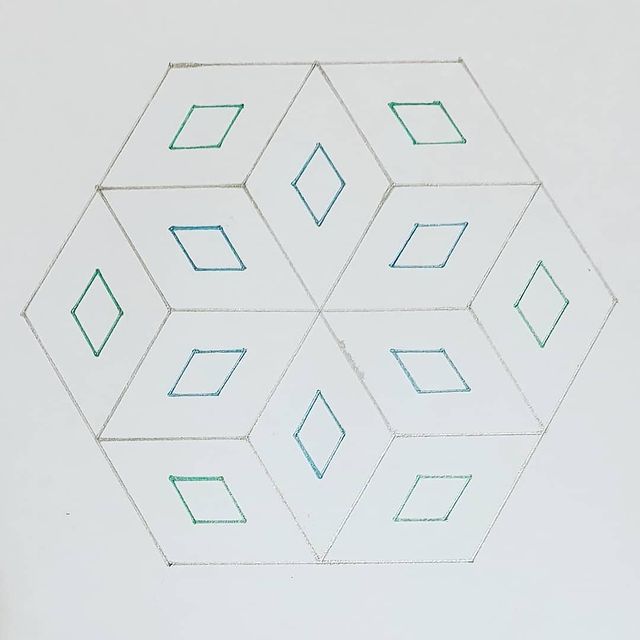 marykot27 в LOOKY. #geometry,#geometric,#rhombus,#hexagon,#sixpointedstar,#cube,#isometric,#metallicgelpens. #geometry #geometric...
