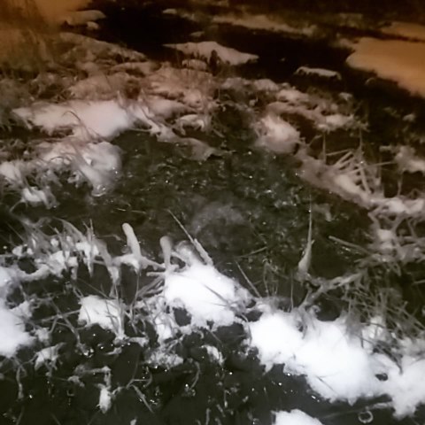 iadashkov в LOOKY. #нижнийтагил,#восточноешоссе,#фонтан,#жку,#жкх,#гейзер,#зима. А на восточном шоссе...