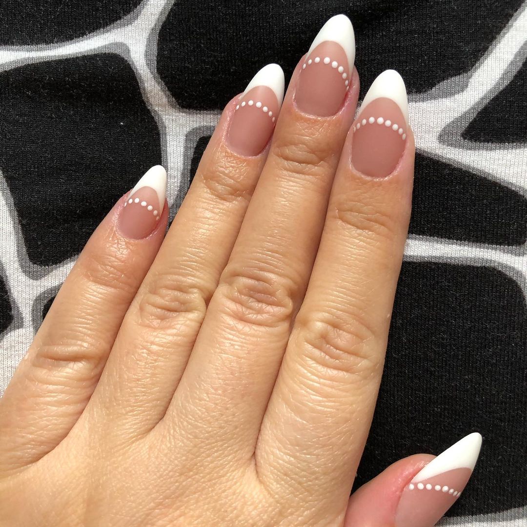 naya.nailart в LOOKY — Наращивание #ibdcontrolgel . Выкладной френч на типсах + диз