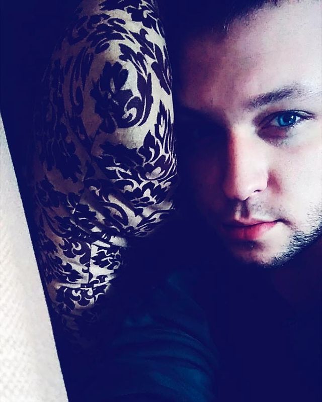 i.voron13 в LOOKY. . 🍂