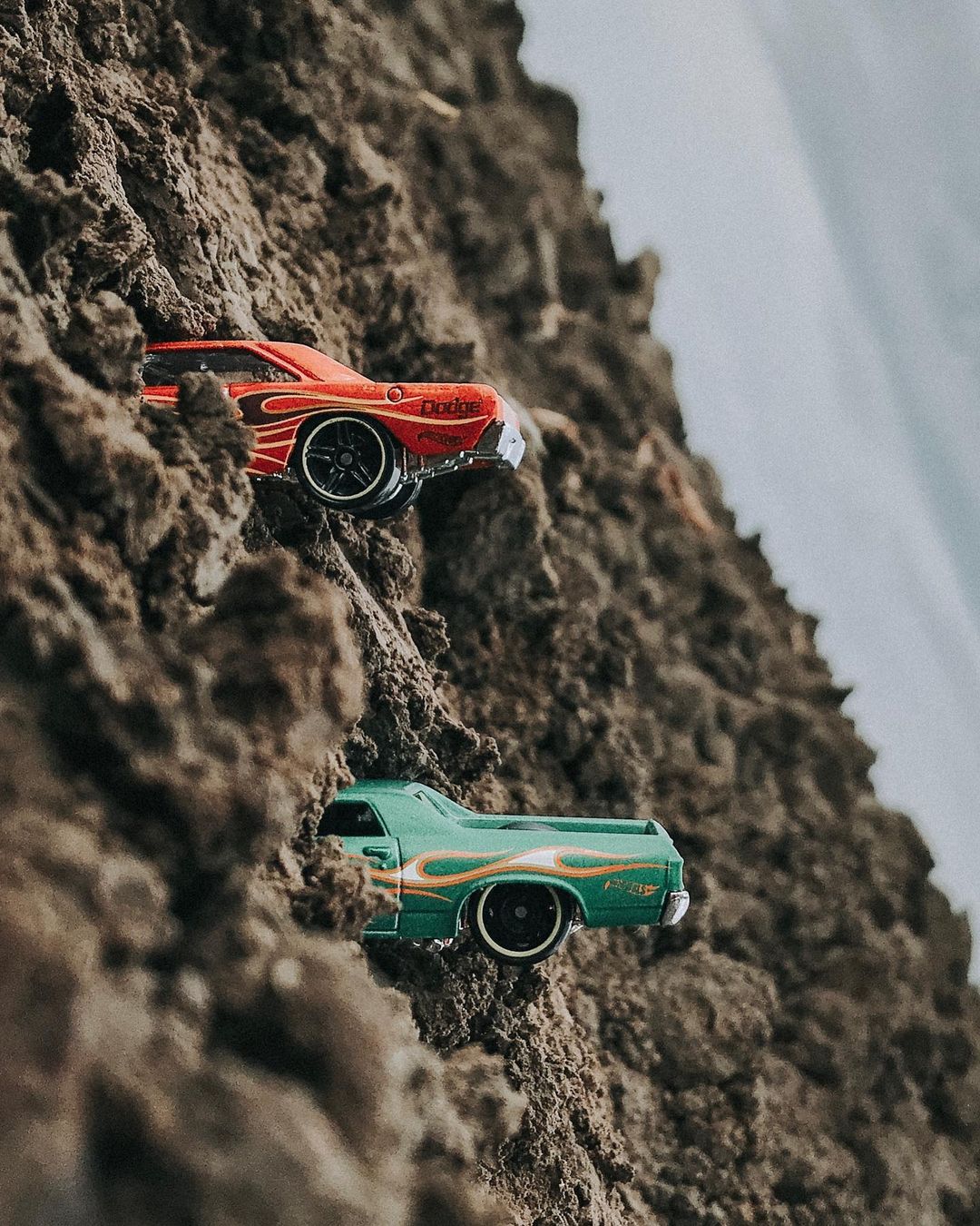toys_pin in LOOKY. #мирнаизнанку,#world,#hotwheels,#hotwheelsmalaysia,#hotwheelscollector,#dodge,#toy,#mytoys,#дети,#детскиевещи,#детство,#mobilephotography,#mobilephoto,#shotoniphone,#iphonography,#caseiphone,#instagram,#instagood,#love,#nature,#travel,#road66,#66. But maybe there’s an...