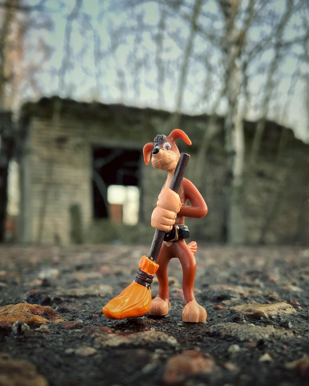 toys_pin in LOOKY. #игрушки,#простоквашино,#мультуки,#шарик,#матроскин,#миниатюра,#toy,#toys,#mytoys,#kindersurprise,#children,#дети,#family,#mobilephotography,#mobilephoto,#shotoniphone,#iphonography,#iphonographer,#caseiphone,#dog,#instagram,#bestphoto,#instagood,#instalike. A change is as good ...