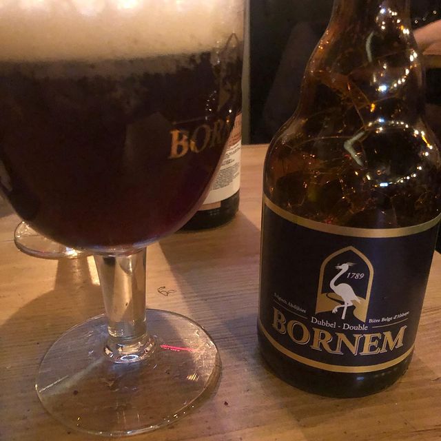 antonpetrov393 в LOOKY. #belgianbeer,#пыво,#пивас,#субботаестьсуббота,#веселовеселье,#kwakpub. Бельгийское пиво -эт...
