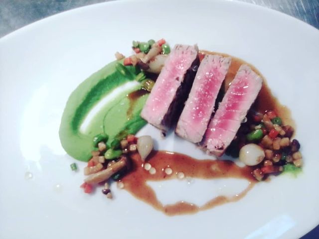jackysambahangphe в LOOKY. . Tuna steak
@ finz @ ...