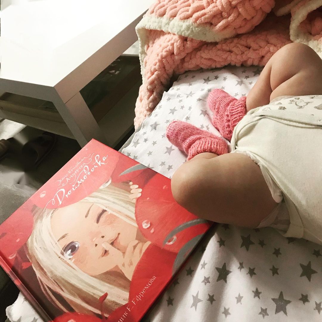daria__basova in LOOKY. #❤️. #❤️ а за пледик спас...