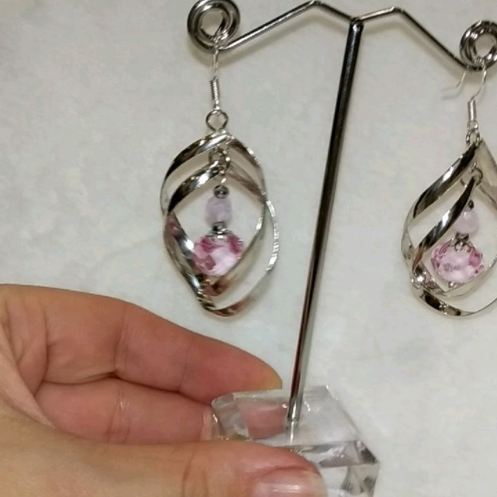 specialjewelrystore в LOOKY. #украшенияручнойработы,#серьгиручнойработы,#серьгисаранск,#серьгикупитьсаранск,#серьгиназаказ,#новыйгод2020,#handmadejewellery. Для тех, кто любит в...