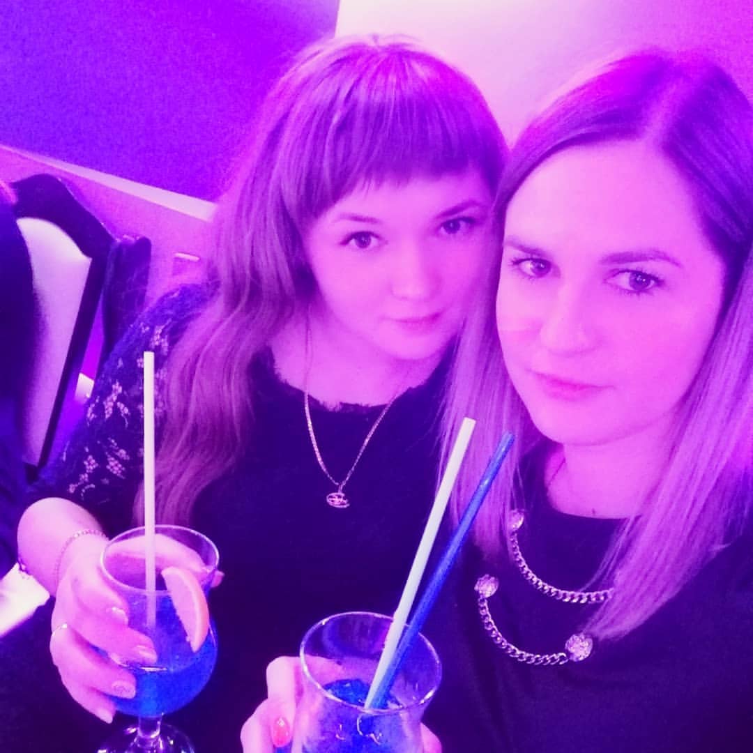 Макхолл жгет 😎✌