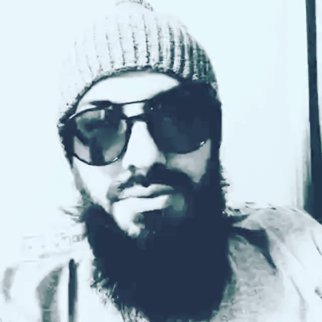 eliyhahanov в LOOKY. . null