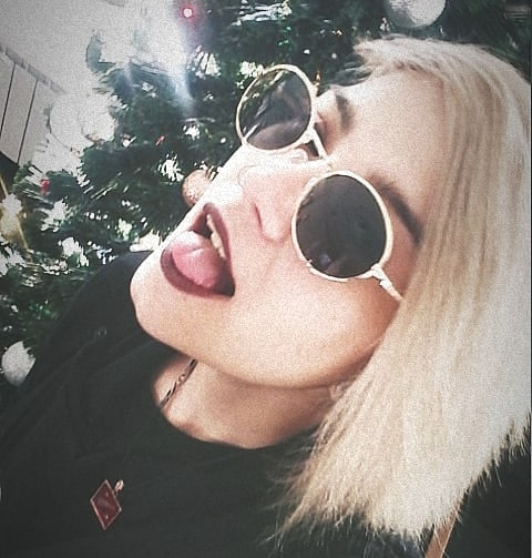 13avesatan666 в LOOKY. . 🎄^^