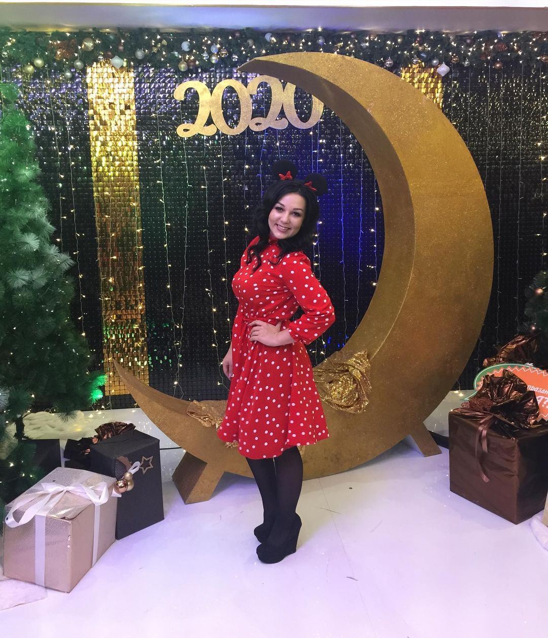 oli_bybina в LOOKY — С Новым годом всех всех 🥳😻❤️🍾🎊🎈☀️💃🏻🎄🎁🦉под бой кура