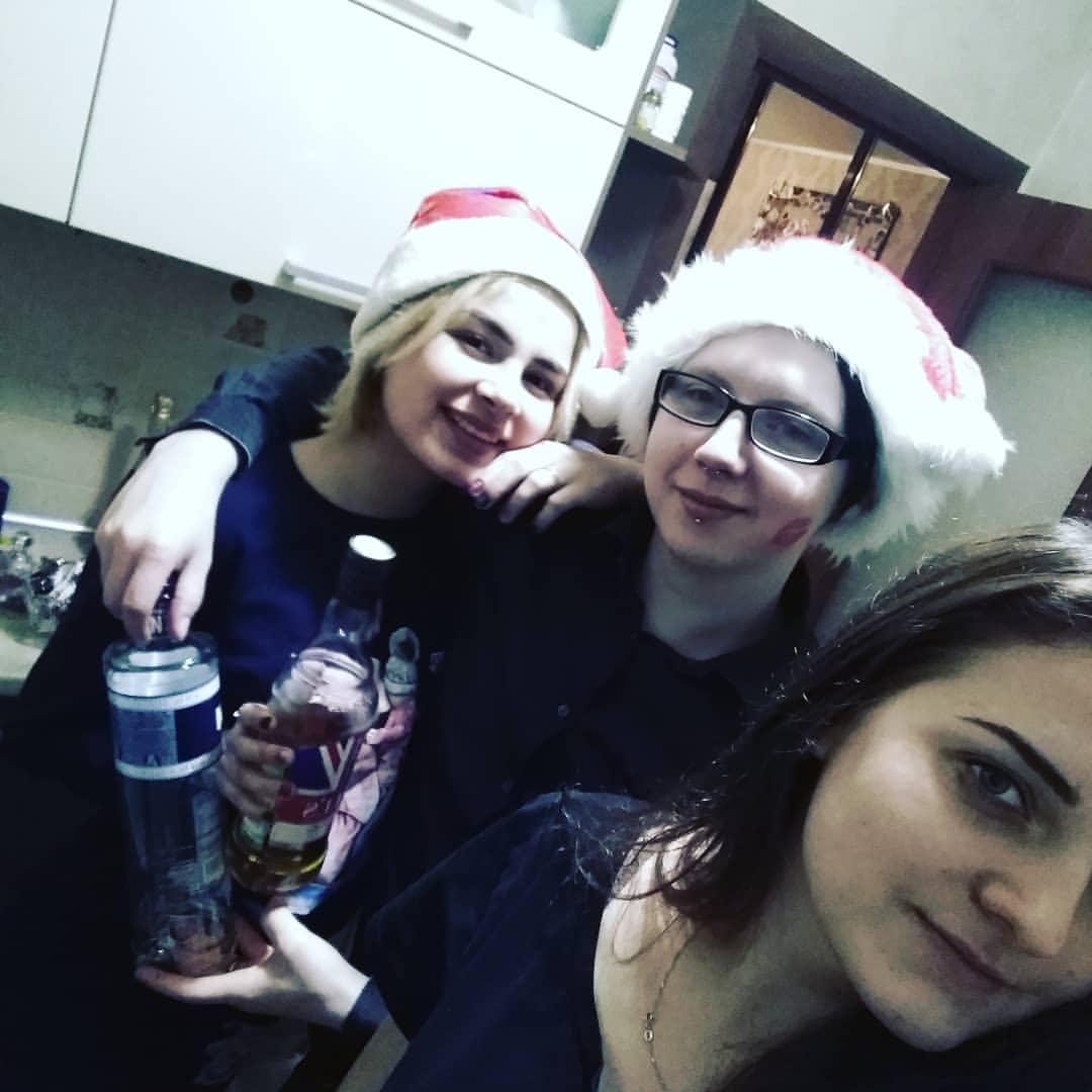 kekhion666 in LOOKY. . С новым годом крейзи