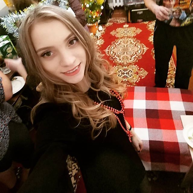 verochka.teplykh в LOOKY. #ну2020неподведи,#всехсновымгодом. #ну2020неподведи#все...