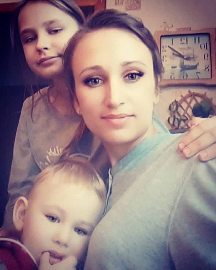 konon.ekaterina01 in LOOKY. . Мои девчонки 🥰
Две ...