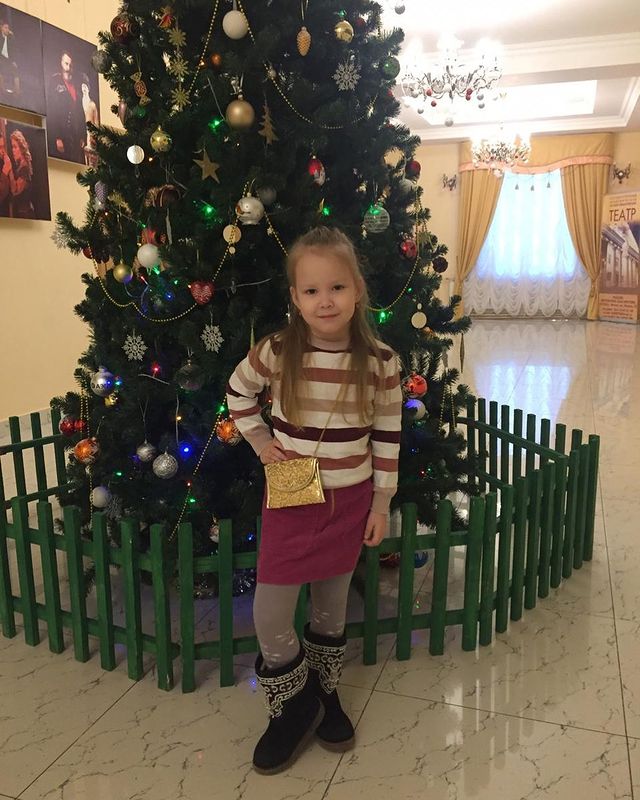 hegai_evgenii в LOOKY. . Доча выбралась в све...