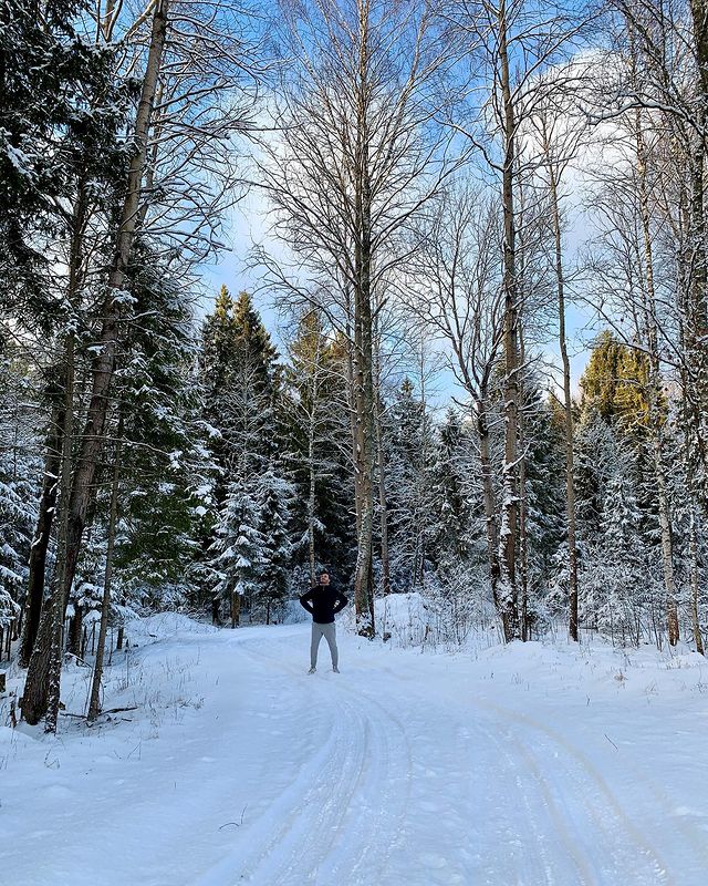 koch_sergey в LOOKY. #winter,#snow,#forest,#зима,#снег,#лес. Это я в лесу смотрю ...