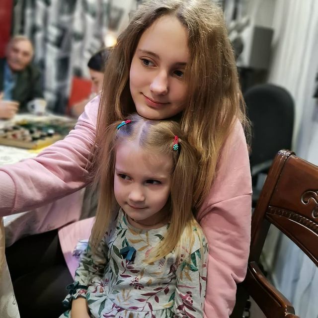 myrtilles__ в LOOKY. #jul_alex,#сестры. 🎄Рождественский веч...
