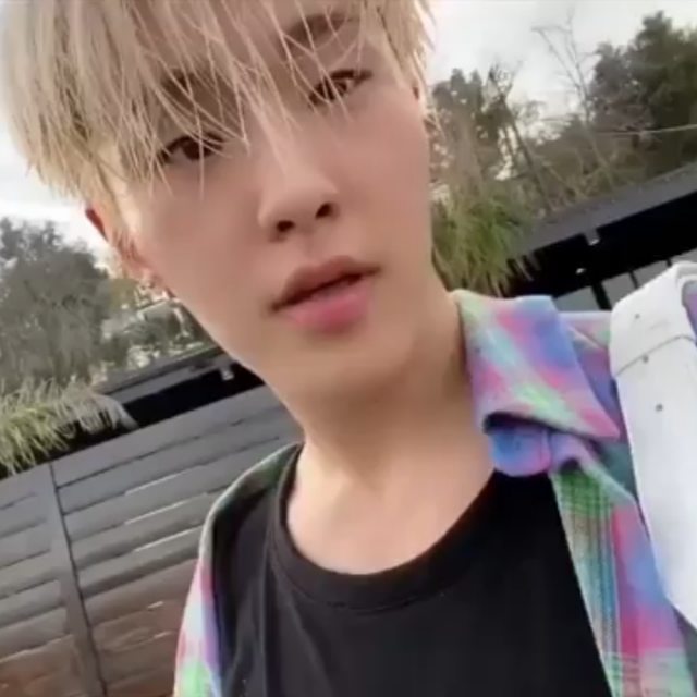 carat17kwon в LOOKY. #KenyaClay,#An_Ode,#독_Fear,#독,#세븐틴,#SEVENTEEN,#CARAT,#scoups,#jeonghan,#jisoo,#jun,#hoshi,#wonwoo,#woozi,#dokyeom,#mingyu,#the8,#seungkwan,#vernon,#dino,#AdoreU,#PrettyU,#VeryNice,#울고싶지않아,#Clap,#Thanks,#HOME,#HIT,#kpop. Reposted from @svt_w...