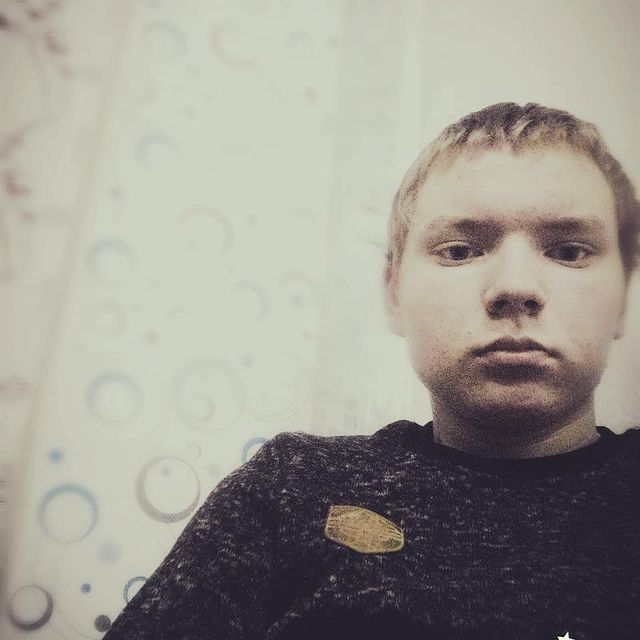 mr_pozitiv4ik.04 в LOOKY. . null