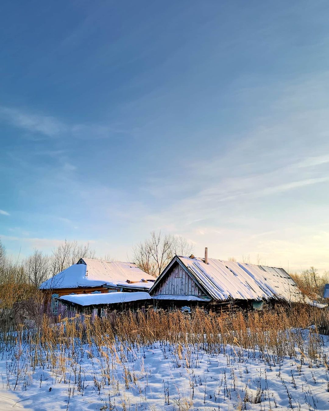 dimalife75 в LOOKY — Уснувшие под снегом "уставшие" лачуги. 🤫🤔🙏🏚️#шумерля #ли