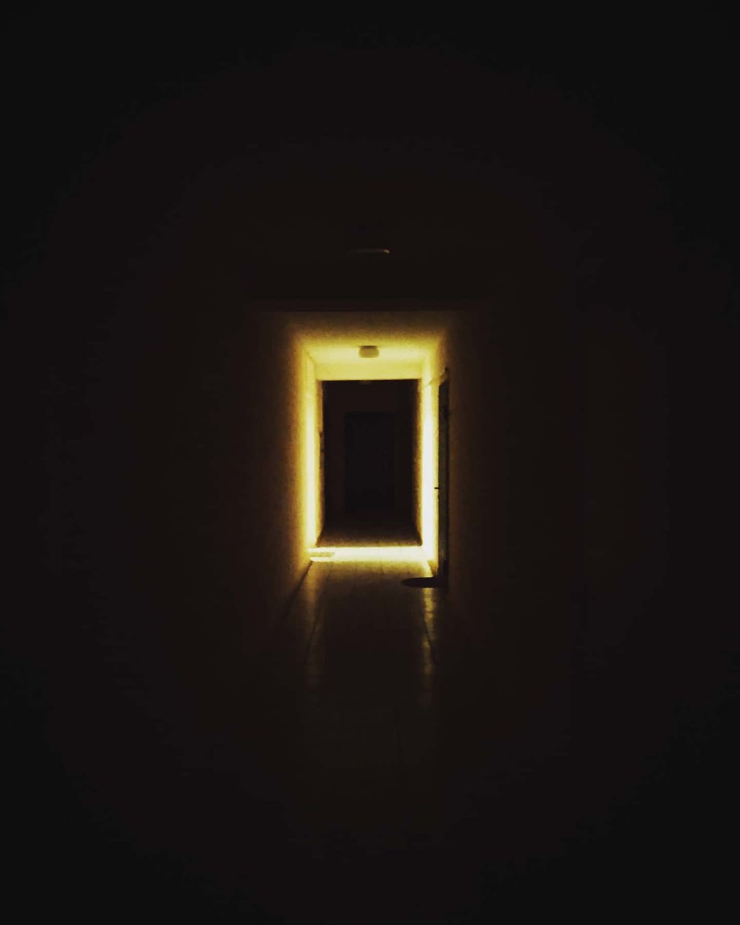 oleg_lll_ в LOOKY — Обычное фото... #photo #photography #artist #dark #fear #sca